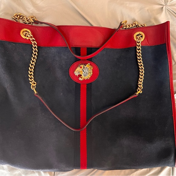 Gucci purse - Picture 1 of 7